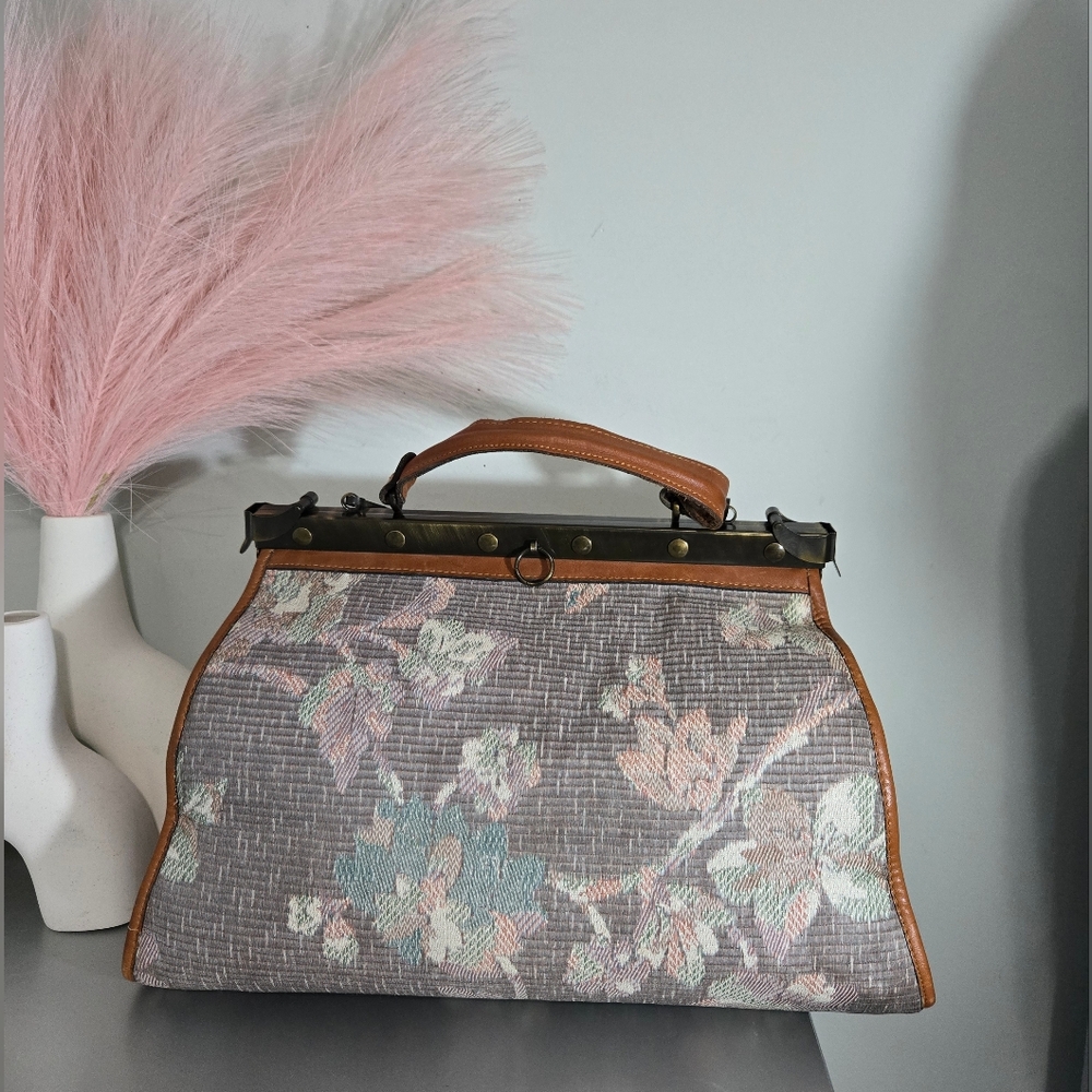 Vtg 1950s/1960s Crown Lewis Floral Tapestry Doctor Bag Carpet Purse